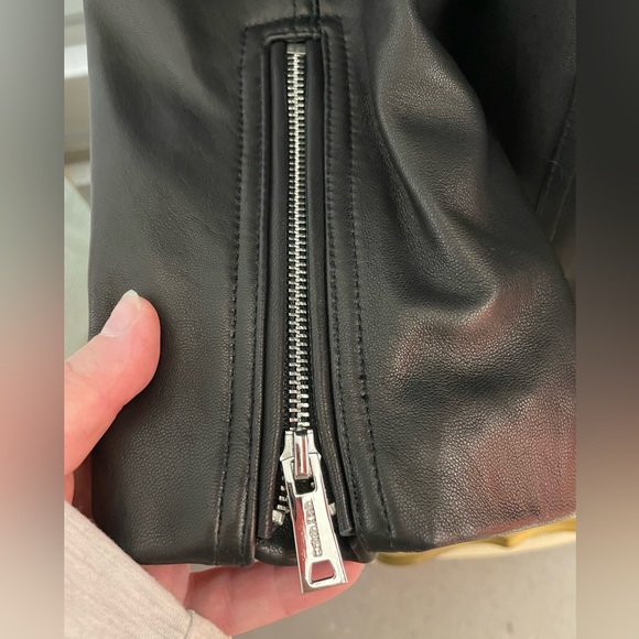 CALVIN KLEIN 1X SMOOTH SOFT BLACK LAMBSKIN LEATHER JACKET ๐งฅ ๐NWT NEVER WORN!๐ - Picture 8 of 15